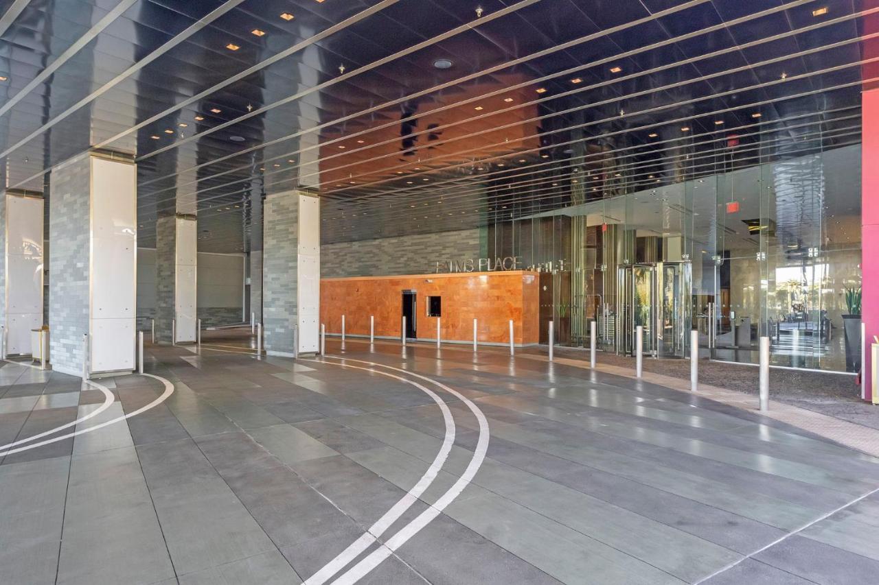 Huge Modern Luxury 17 Floor Panoramic Corner Suite With Open Balcony Las Vegas Eksteriør bilde